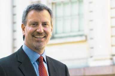 After hearing, De Blasio back on the ballot