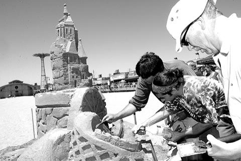 Coney Island is beach ready and eager to roll