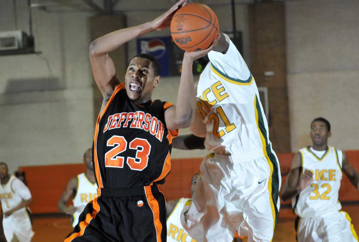 Injuries behind him, Francis finds a home at LIU