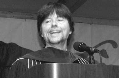 LIU holds stellar 2009 commencement exercises