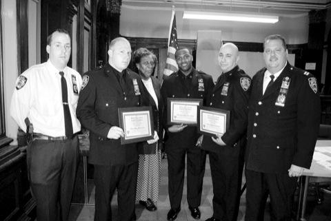 Burglaryâˆ’busting cops hailed as 78th Pct.’s best