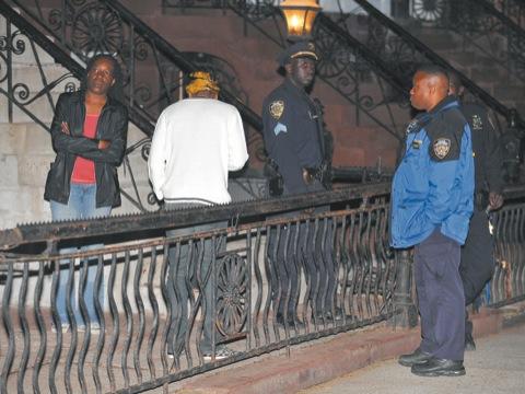 Dad stabs his child in the head