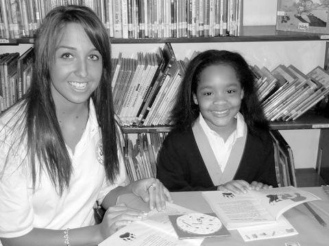 Teens help spread the joy of literacy