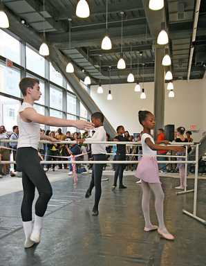 Ballet high — on Downtown!