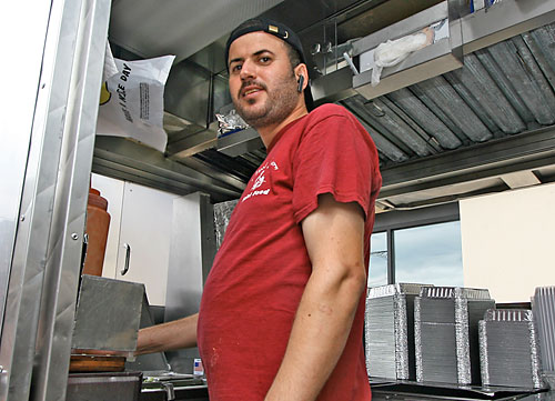 Sh-WAR-ma! Ridge group seeks city ban on food vendors