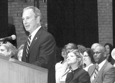 Mark Twain JHS holds commencement exercises