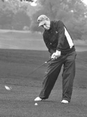 Mayor putts around here