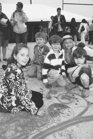 Sunset benefit aids Brooklyn Bridge Park