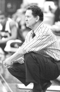 Bob Leckie back behind the bench