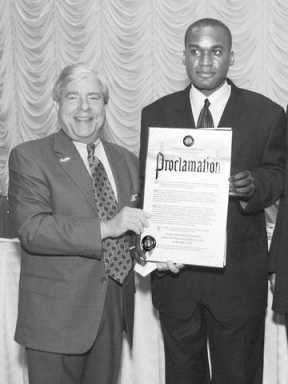 That’s what Friends are for: Beep salutes civic