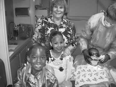 Smile! P.S. 32 students step up for free dental exams