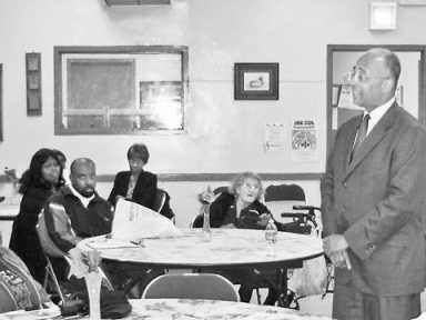 Fidler pinchâˆ’hits for tardy Bill Thompson