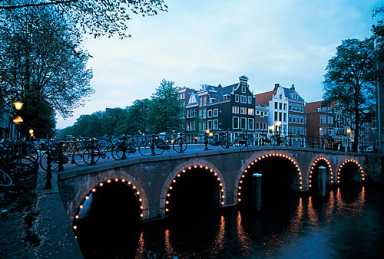 THE BROOKLYN PAPER GOES DUTCH! Our team is on the ground in Holland!