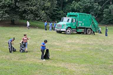 Update! Parks Dept. will go after the dirty birds!