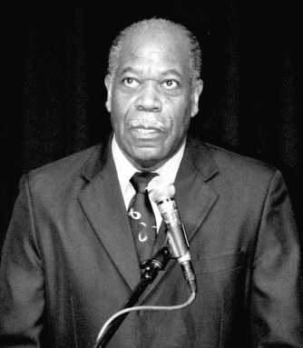 Calls for Stewart to exit Council