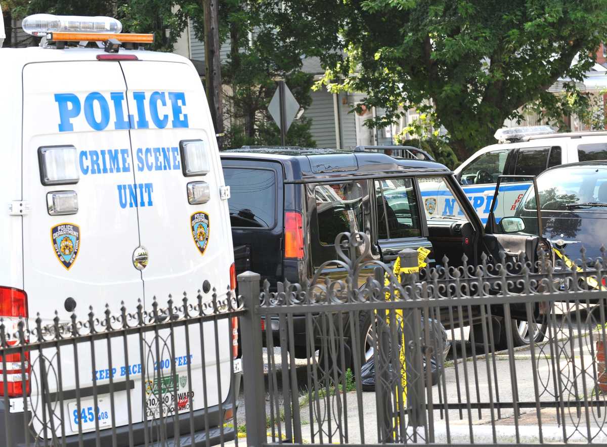 Few clues in Flatlands man’s death