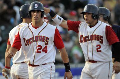 Going streaking: Cyclones claim 10th straight win