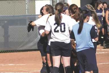 4âˆ’peat for Poly Prep gals