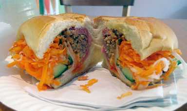 It’s war as two Vietnamese sandwich shops do battle four blocks apart