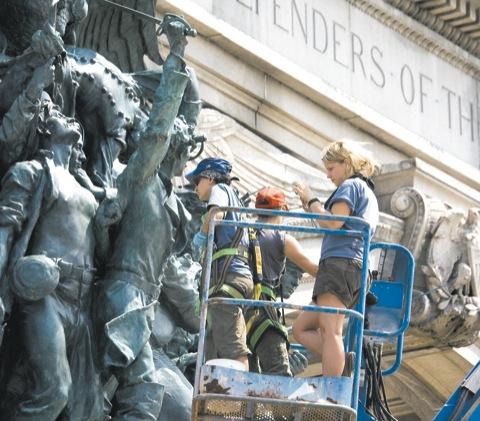 Prospect Park Statuaries get a good lather