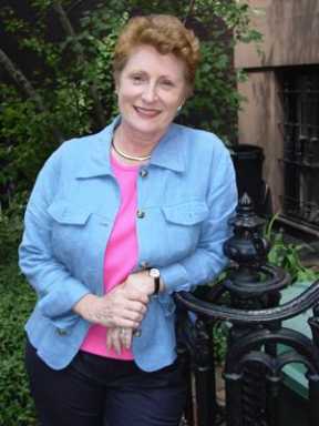 Purse pinched at Simon office