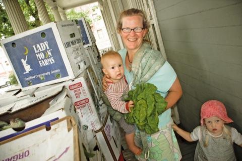 Farm fresh goodness comes to Flatbush Ave.