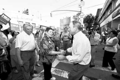 Thousands flock to Jubilee