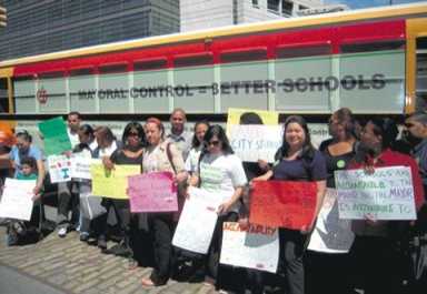 Bloomberg administration touts mayoral control