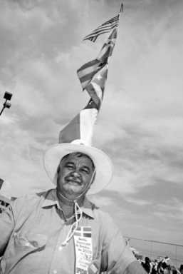 Chicharron Man fries pork for Reyna