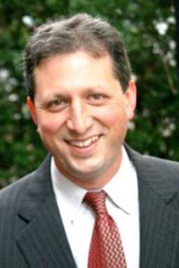 Yiddish article about Lander sparks gay marriage debate