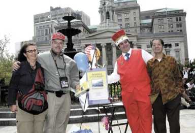 Faraguna lobbies for poet laureate