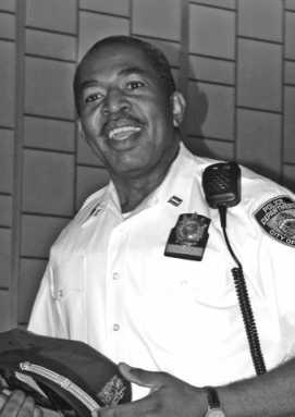 69th Precinct introduces nabe to new executive officer