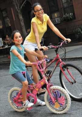 St. Marks Pl. shuts down traffic, brings in fun