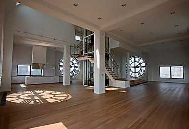 Clock tease! DUMBO mogul pitching $25M apartment