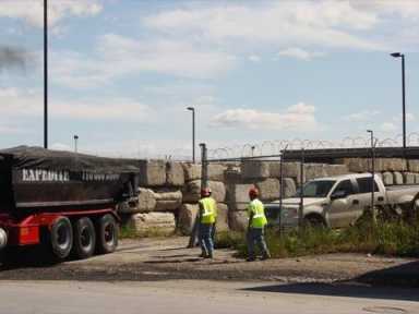 Coal tar probe begins near Maspeth Avenue