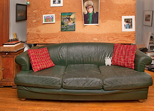 Someone wants to buy this couch?