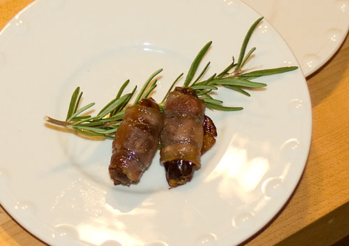 Who says bacon can’t get dates?