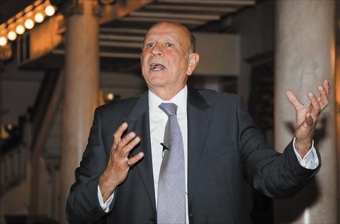 Chamber wary of gov’t regulation