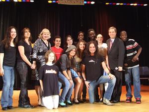 Drama Club sings for Rock of Ages star
