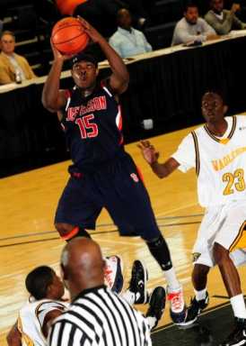 Grace picks the Johnnies