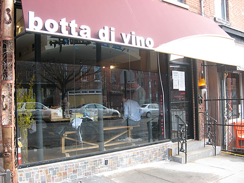 Call it the War of the Rosé! Red Hook wine shops battle it out