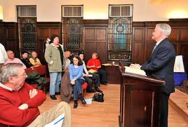 McMahon gets an earful from Bay Ridge liberals