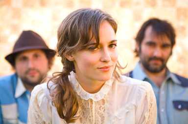 ‘Rodeo’ queen Dawn Landes channels country roots on new album