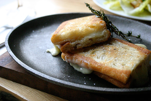 A French onion soup — without the soup