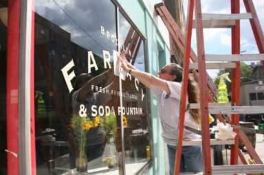 Reality TV saves the day! Vermont Market, long defunct, is reborn
