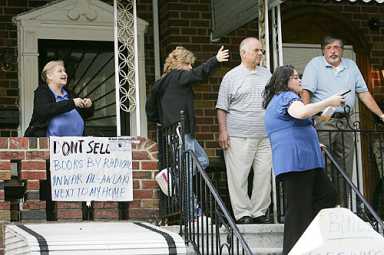 Peace march for new mosque gets ugly