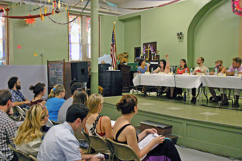 Now the city may be helping Greenpoint vendors