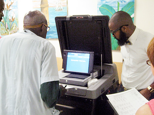 Machine politics! City unveils new voting machines in Boerum Hill