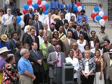 Towns, longtime congressman, will run again