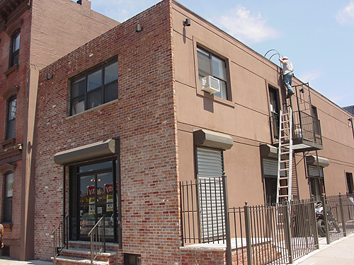 ‘Jelly’ rolled as office is burglarized!